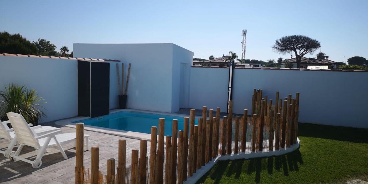 Palapa Beach , Chalet Con Piscina Privada Y Muy Cerca Del Mar Villa Chiclana de la Frontera Kültér fotó
